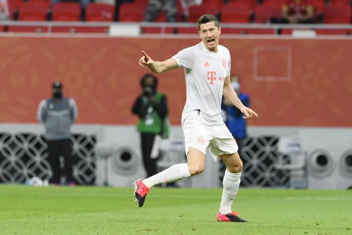 Tiền đạo Robert Lewandowski giúp đội đi thẳng vào chung kết Fifa Club World Cup 2021