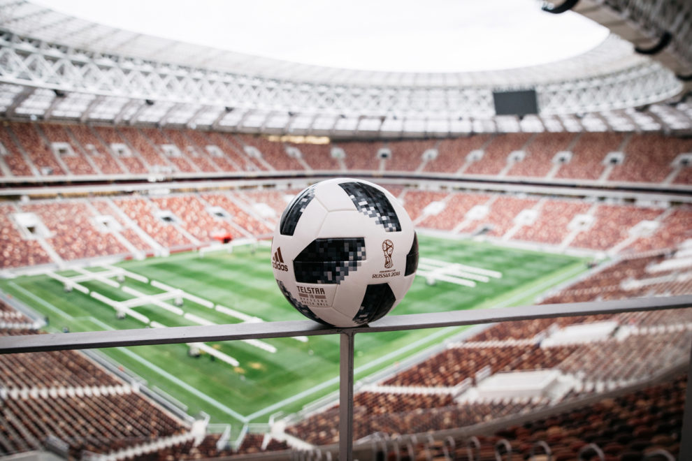 Tìm hiểu về trọng lượng quả bóng World Cup 2018