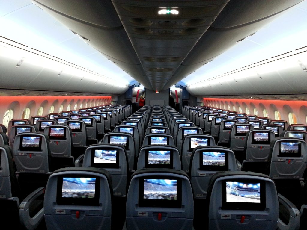 Hướng dẫn liên hệ tổng đài Jetstar Airways Hotline CSKH mới nhất 
